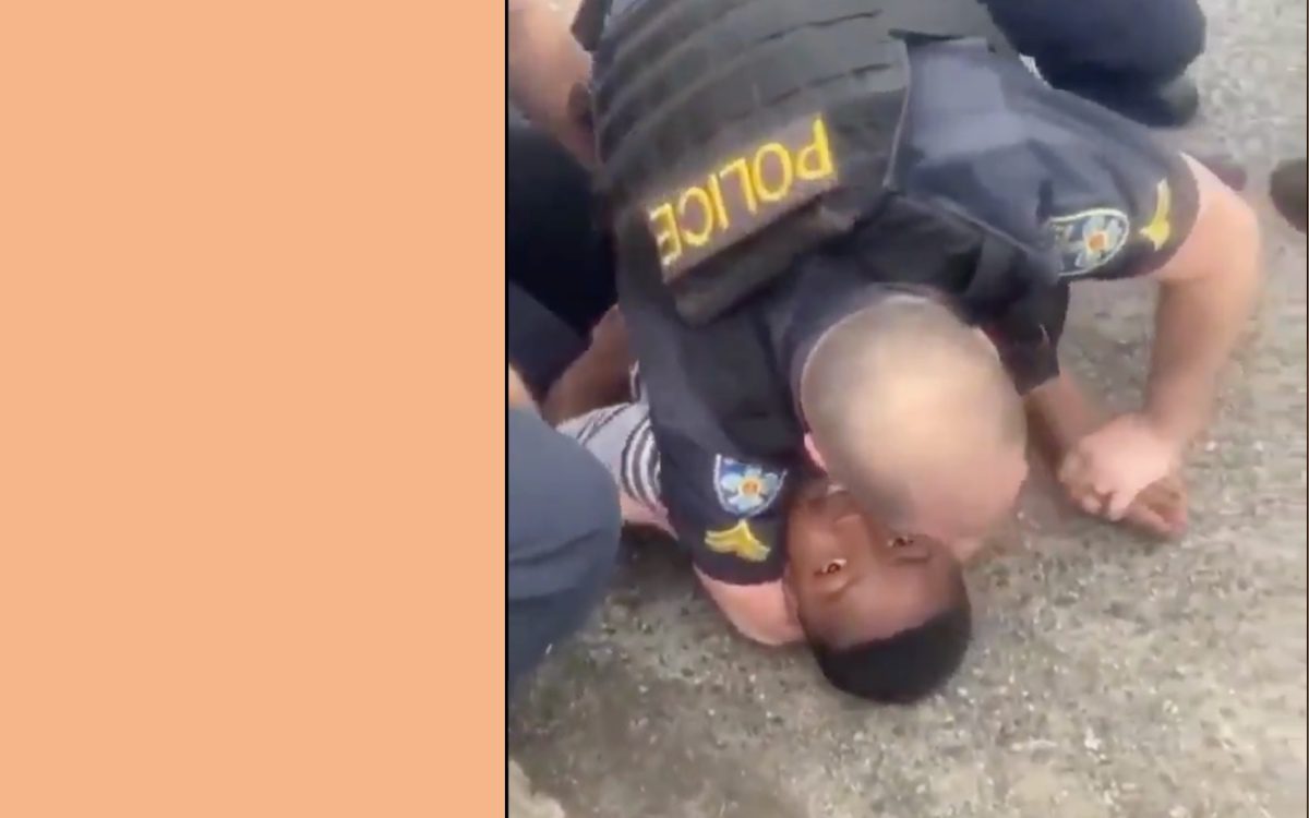 Louisiana Cop Puts Teen in Chokehold